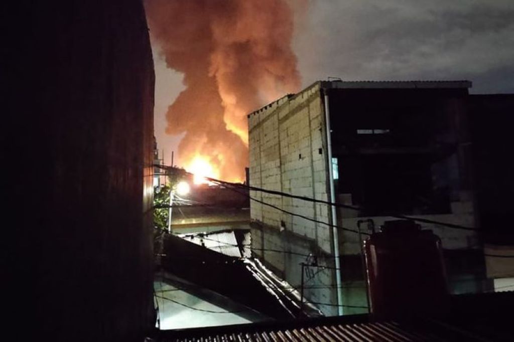 Kebakaran pipa Pertamina Plumpang. Foto: Branda Antara