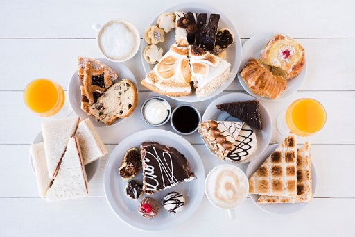 Bila sedang Berpuasa, Sebaiknya Kurangi 5 Makanan dan Minuman Ini