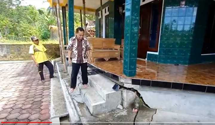 Belasan Rumah di Trenggalek Rusak Terdampak Bencana Tanah Bergerak