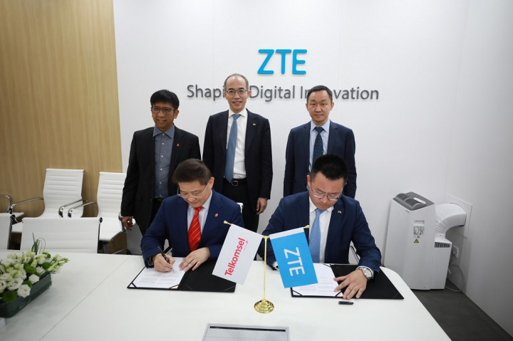 Telkomsel Gandeng ZTE Perkuat dan Perluas Solusi 5G Segmen Korporasi dan Industri