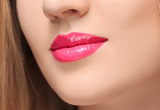 Bibir glossy. (Foto: Ilustrasi. Dok. Freepik.com)