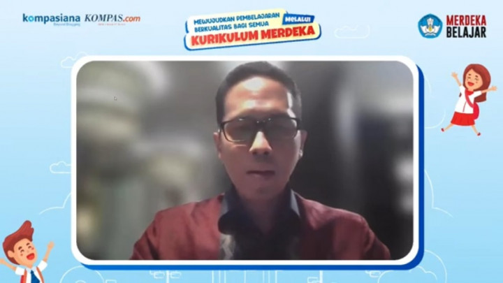 Cara Terbaik Terapkan Kurikulum Merdeka dengan Belajar Sesama Guru