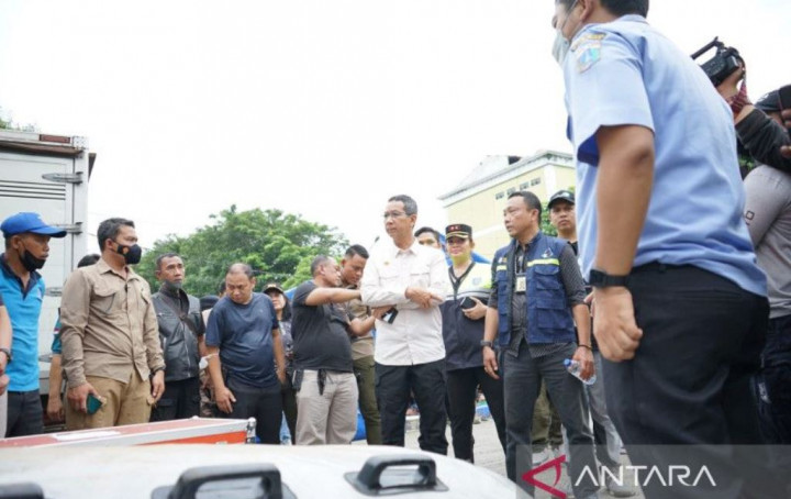 Ada 2 Pilihan: Warga atau Depo Plumpang yang Direlokasi? Ini Kata Heru Budi