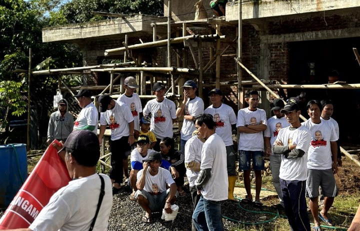 Jelang Ramadan, Warga Cingambul Gotong Royong Bangun Fasilitas Wudu