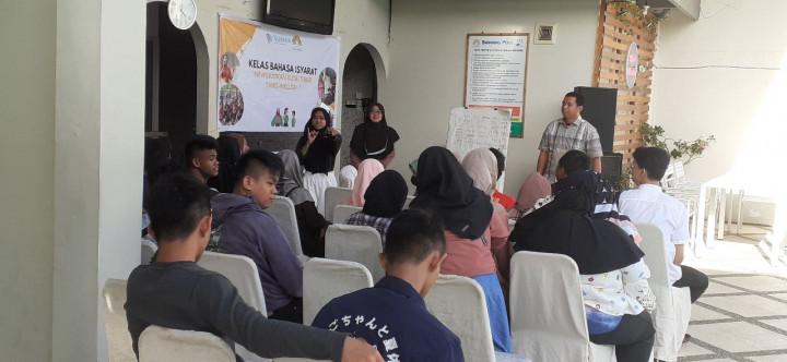 Pentingnya Belajar Bahasa Isyarat Bagi Milenial