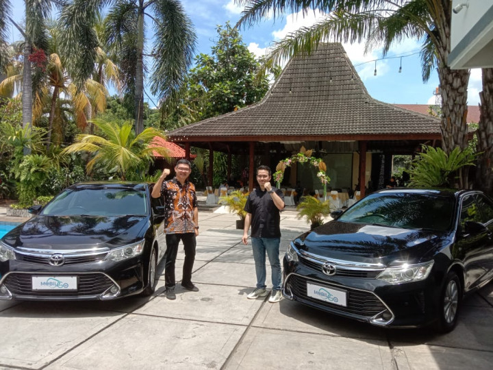 Godaan Mobil Seken Harga Miring Jelang Lebaran