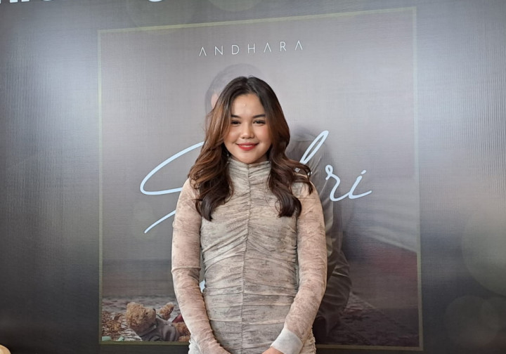 Solo Karier, Andhara Merasa Beruntung Diproduseri Rowman Ungu