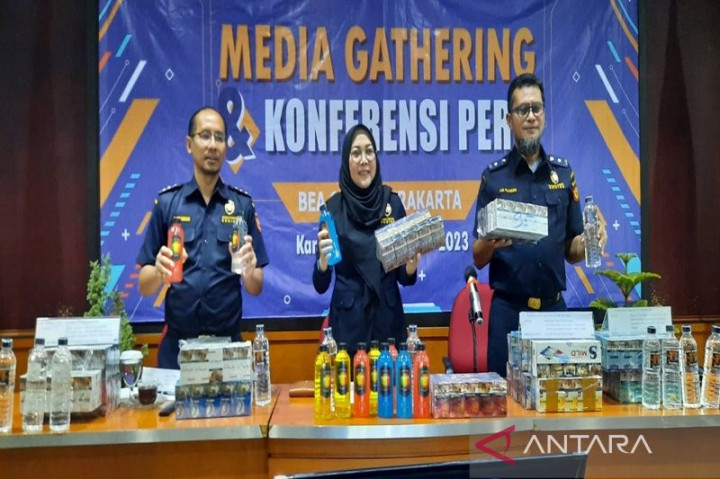 Bea Cukai Surakarta Gagalkan 31 Kali Peredaran Rokok Ilegal dan MMEA