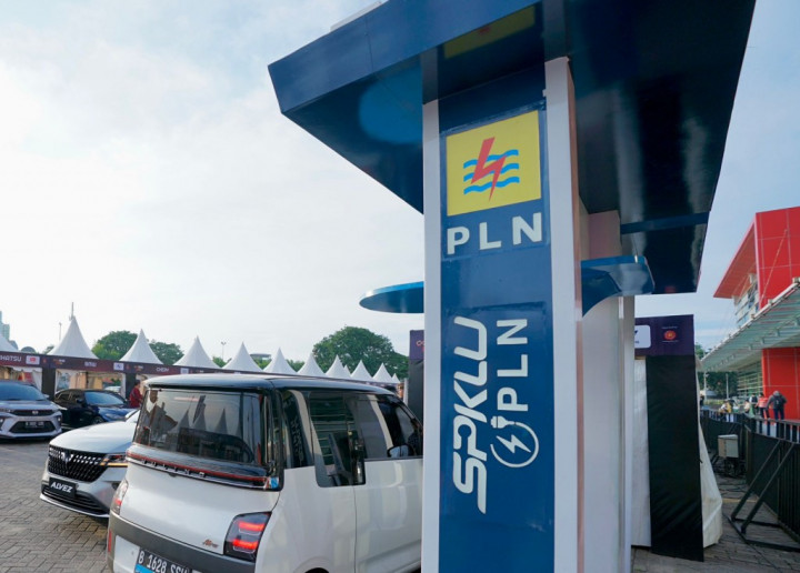 <i>Dear</i> Masyarakat, Kendaraan Listrik Bisa Menekan Seperlima Biaya Transportasi <i>Lho</i>!