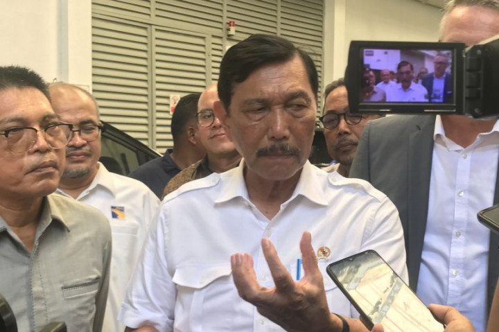 Luhut Sebut Bencana Longsor di Natuna Tanggung Jawab Bersama