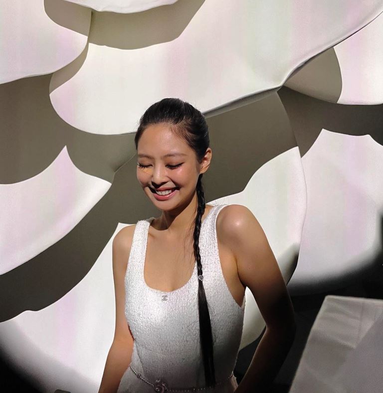 Jennie Blackpink. (Foto: @jennierubyjane)