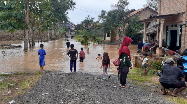 2 Kecamatan di Lampung Utara Terisolasi Akibat Banjir