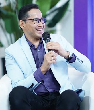 Dokter spesialis kebidanan dan kandungan dr. Boy Abidin, SpOG(K)-FER. dalam peluncuran Anmum Lite, susu kehamilan lebih rendah lemak pertama di Indonesia. (Foto: Edelman)