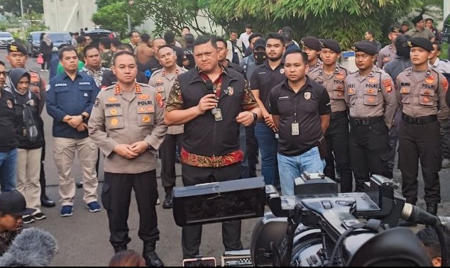 Direktur Reserse Kriminal Umum (Dirreskrimum) Polda Metro Jaya Kombes Pol Hengki Haryadi (tengah). Foto: ANTARA/Ilham Kausar