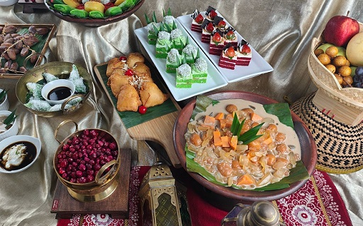 Jajanan Pasar hingga Makanan Khas Timur Tengah, Menu 'Wajib' Berbuka Puasa Hotel di Simatupang