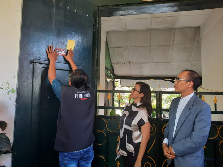 Petugas KPU Kota Yogyakarta Lakukan Coklit di Kediaman Sri Sultan HB X