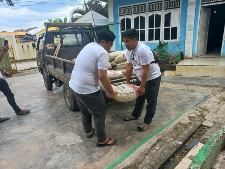 Sambut Ramadan, Relawan Gelar Aksi Peduli Ponpes di Palembang
