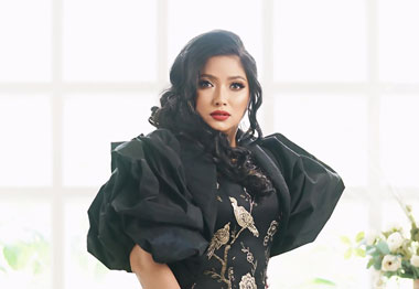 Penyanyi Pop Era 90-an Fryda Lucyana Kembali Hadir dengan Single Baru yang Libatkan Dewa Budjana