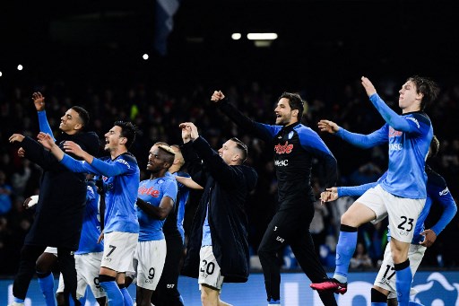 Gebuk Atalanta, Napoli Kian Nyaman di Puncak Klasemen