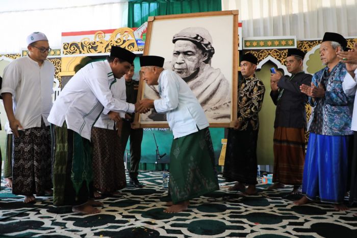 Mbah Hisyam, Tokoh NU yang Patut Jadi Teladan
