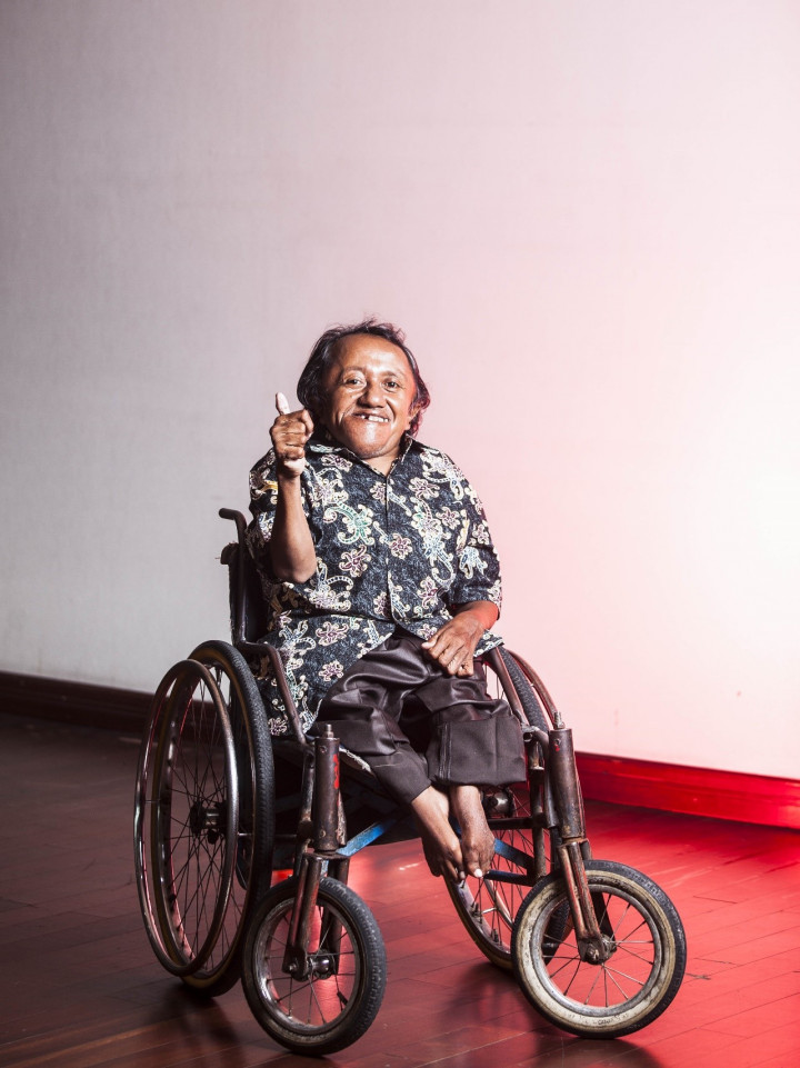 Meski Keterbatasan Fisik, Ponijo Berjuang Penuhi Nutrisi Anak-anak Dhuafa