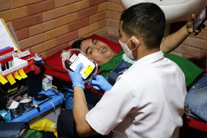 Peduli Kemanusiaan, <i>Driver</i> Ojol Ramai-Ramai Donor Darah di Jakarta