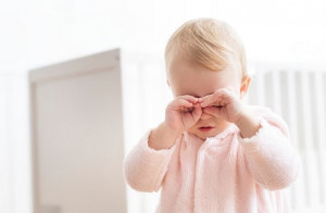 Anak Kejedot? Kapan Sebaiknya Pergi ke Dokter