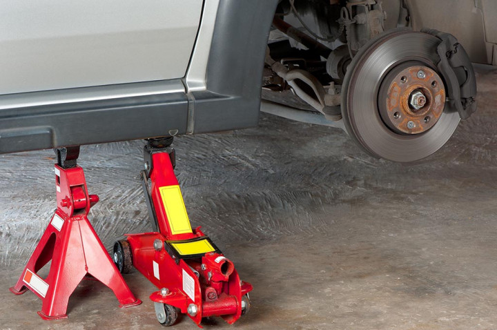 Mengenal Berbagai Jenis Dongkrak, Jangan Salah Bawa