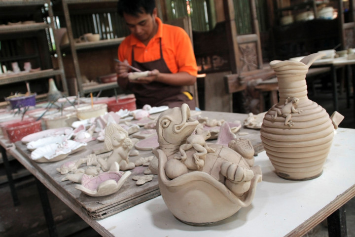 Mulai Meresahkan! Ubin Keramik Tiongkok 'Jajah' Industri Lokal