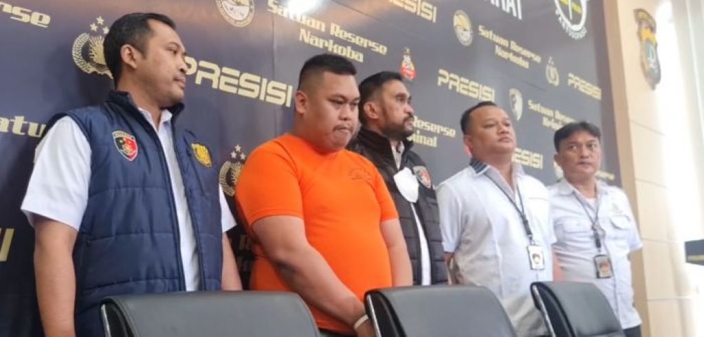 Jadi Tersangka Kasus Penipuan Intip Profil Selebgram Ajudan Pribadi 