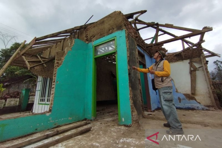 Warga Garut Tinggal di Jalur Sesar Garsela Diminta Bangun Rumah Tahan Gempa