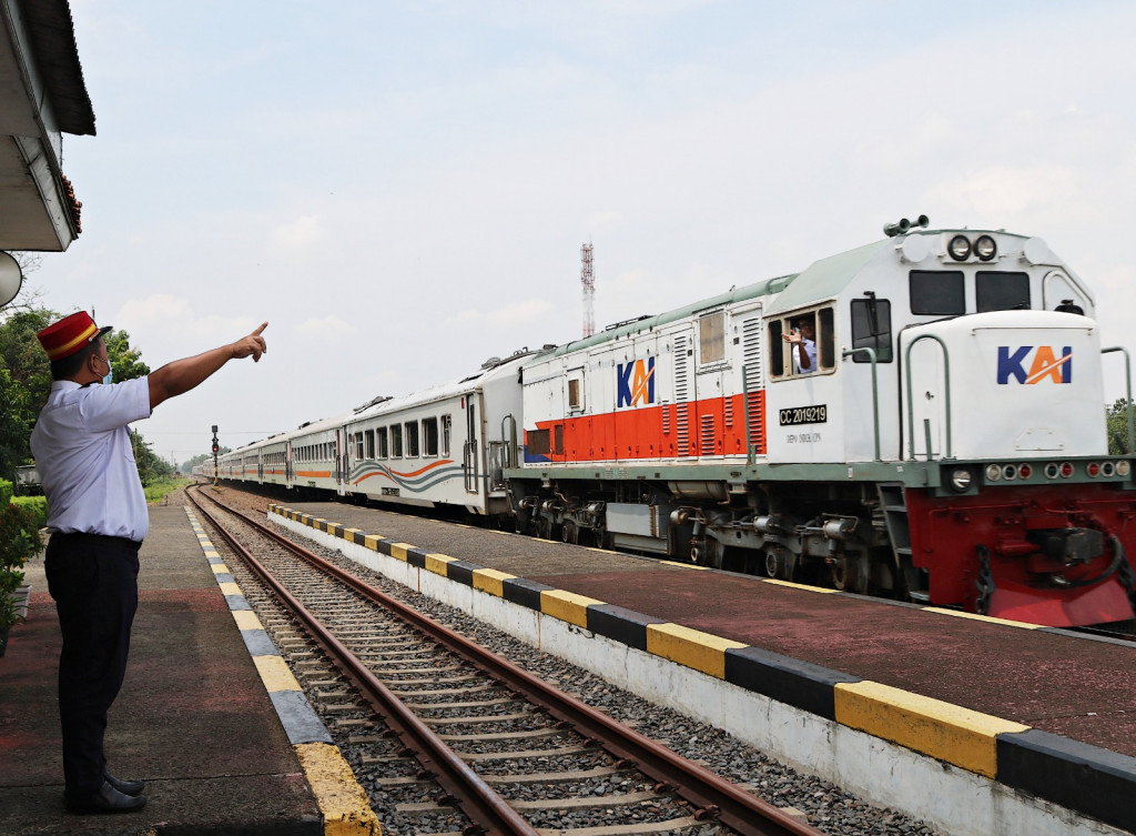 Kereta Api Pangrango Kembali Beroperasi Hari Ini