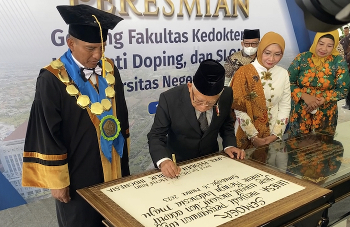 Resmikan Tiga Fasilitas, Wapres Harap Unesa Cetak SDM Unggul
