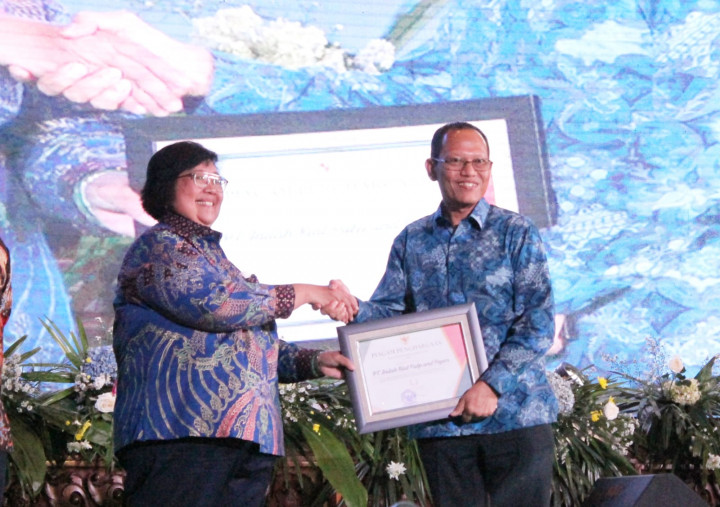 Selamat! PT Indah Kiat Pulp dan Paper Tbk Raih Penghargaan Mitra KLHK Terbaik 2023