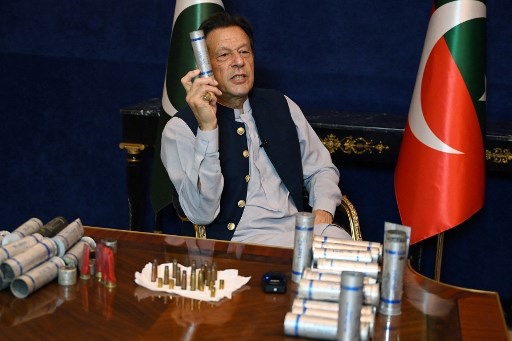 Redakan Ketegangan, Polisi Pakistan Diminta Tunda Penangkapan Eks PM