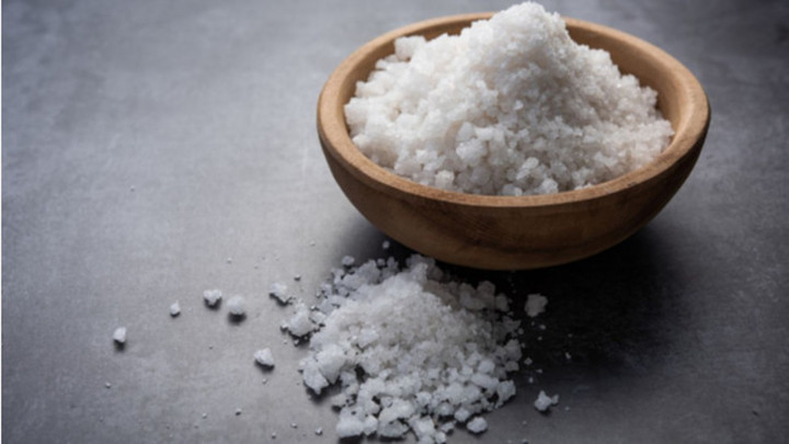 Garam Bisa Mengusir Energi Negatif di Rumah? Begini Penjelasannya