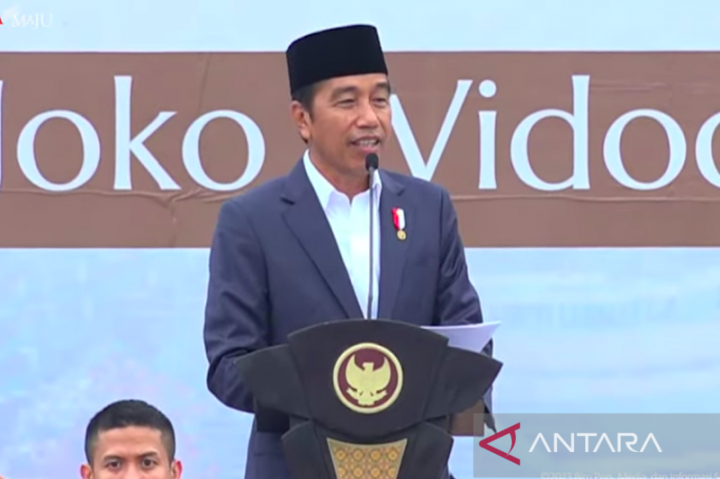 Jokowi Apresiasi Dukungan Masyarakat Melayu Banjar terhadap IKN