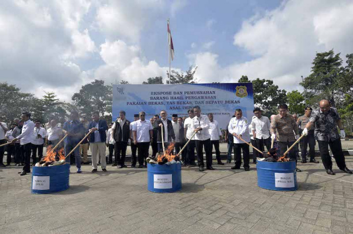 Ini Alasan Mendag Zulkifli Hasan Musnahkan Barang Bekas Senilai Rp10 Miliar
