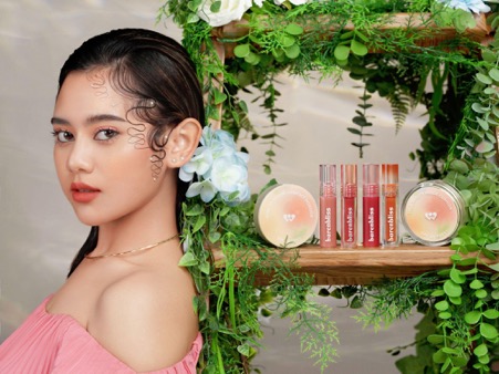 Ziva memilih produk dari barenbliss untuk membantunya tampil cantik natural setiap hari (Foto:Dok)