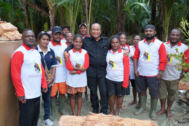 Warga Sentani Diajak Kelola Sagu dengan Alat Modern