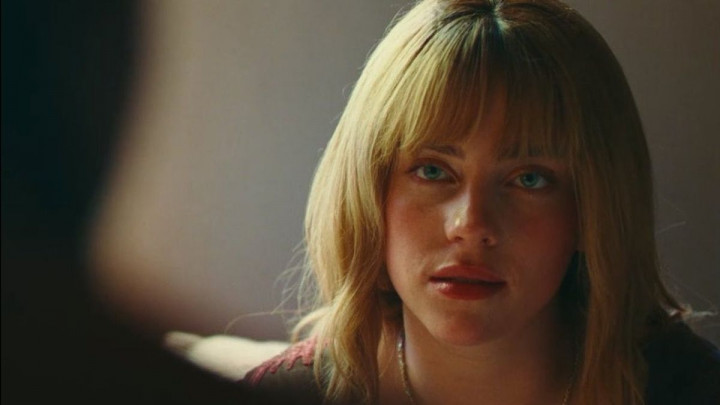 Billie Eilish Bikin Kejutan, Debut Akting di Serial Swarm