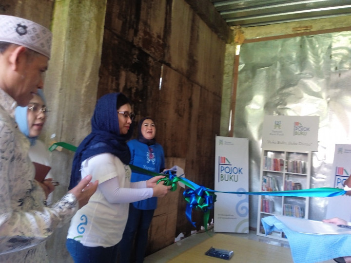 Tingkatkan Literasi, Yayasan Kursi Putih Dirikan Pojok Buku di Kabupaten Bogor