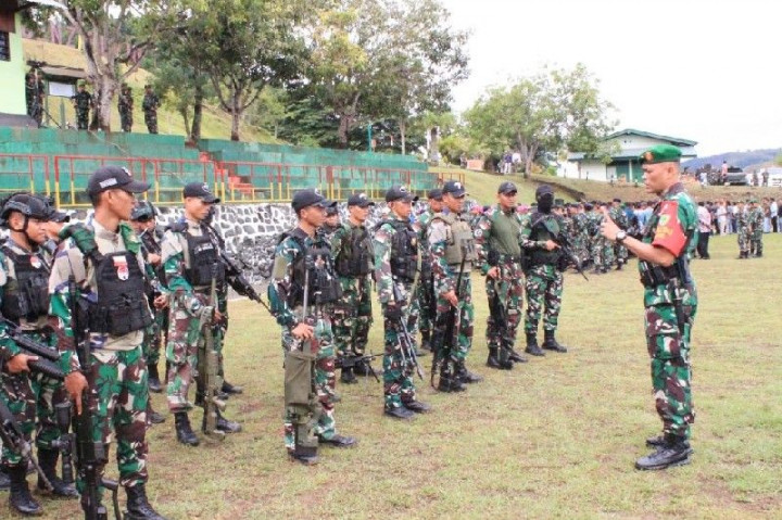 Danrem Sebut Masih Ada Pilot <i>Nyelonong</i> ke Daerah Rawan saat Terbang ke Papua