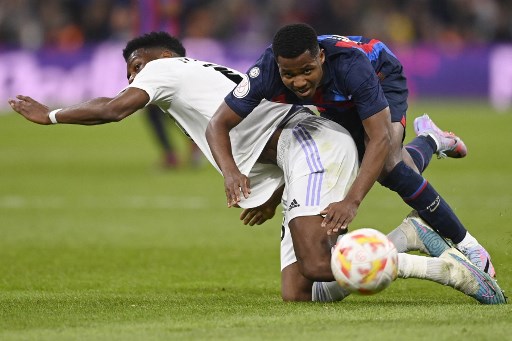 5 Daya Tarik El Clasico Nanti Malam: Penguasaan Bola hingga Performa Bagus Militao