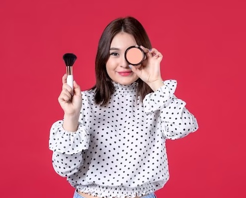 Skincare dan make up yang tepat untuk remaja. (Foto: Ilustrasi. Dok. Freepik.com)