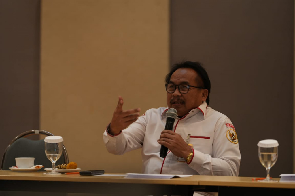 Wakil Kepala BPIP, Dr. Drs. Karjono, S.H., M.Hum membuka diskusi Penelaahan Buku Teks Utama Pancasila bagi PAUD hingga SMA, Senin, 20 Maret 2023 (Foto:Dok.BPIP)