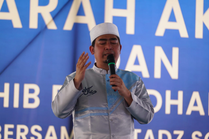 Jelang Ramadan, Ustaz Solmed Ingatkan Pentingnya Ziarah ke Makam Orangtua