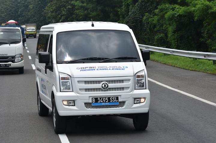 Pakai Mobil Listrik dari Jakarta-Bandung, Modal Rp40 ribuan