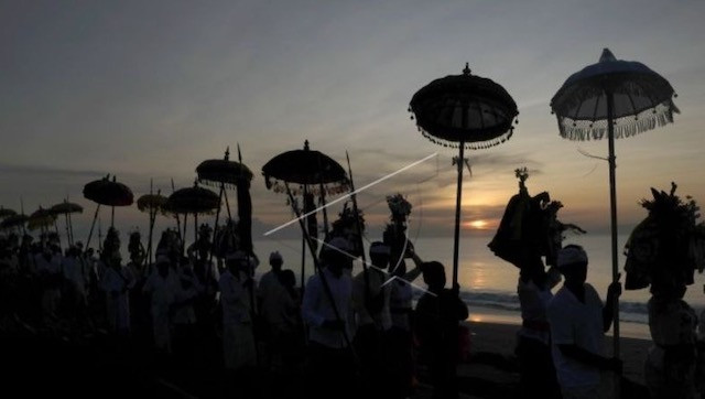 Sederet Upacara Adat Menyambut Hari Raya Nyepi di Bali