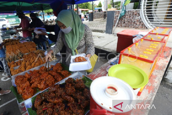 Banda Aceh Larang Pedagang Makanan Berjualan Siang Hari saat Ramadan